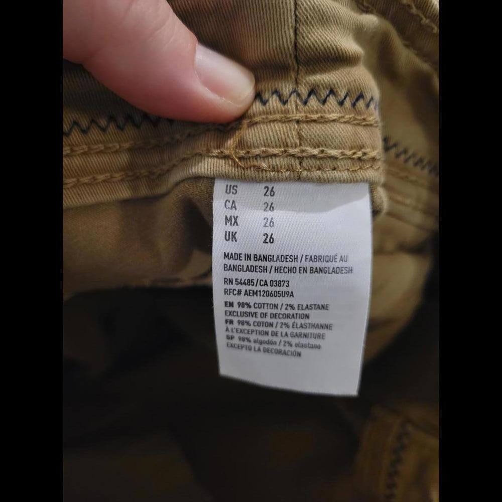 American Eagle Outfitters 26" tan khaki cargo shorts - Picture 5 of 6